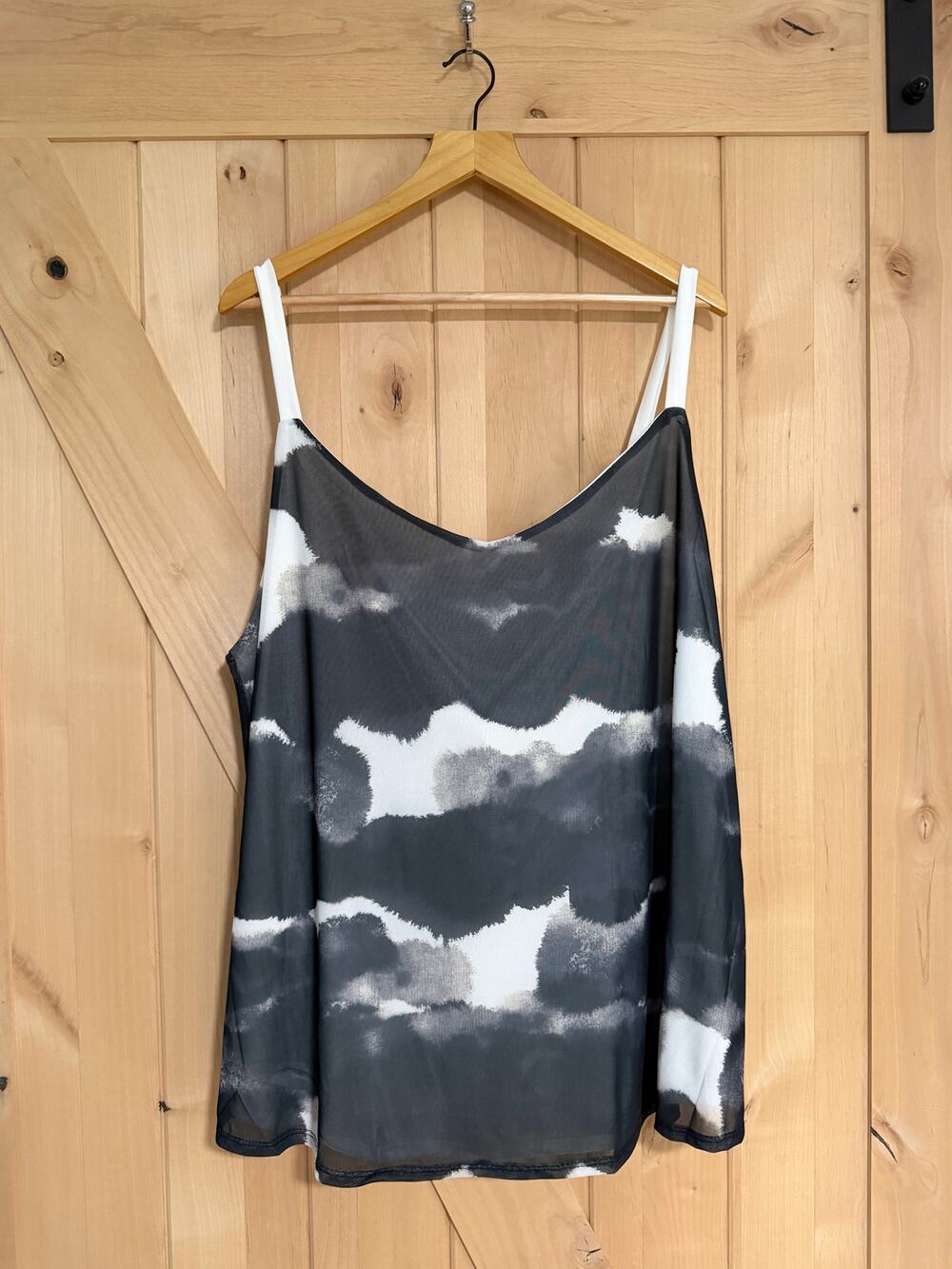 LulaRoe | NWT Maya Black White Camisole Mesh Tank Top | Size 2XL (16-18)